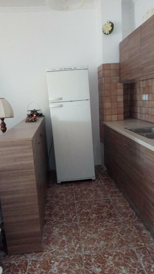 Lena'S Sweet Home Артемида Екстериор снимка